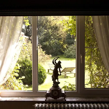 Walden Country house
